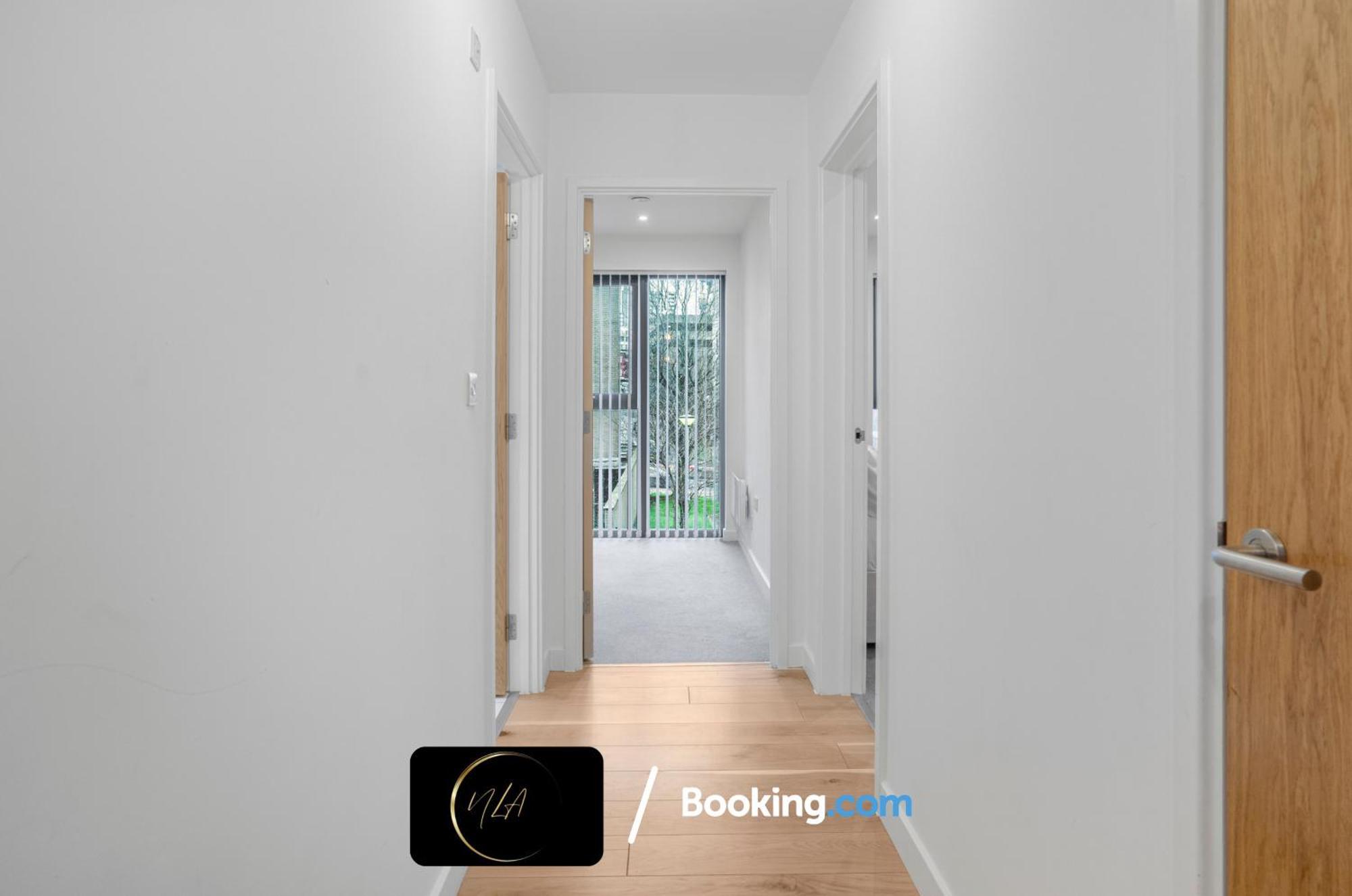 City Centre Apartment With Free Parking, 2 Bathrooms, Netflix And Wifi - Suitable For Contractors And Families - By Noor Luxury Accommodations Birmingham Extérieur photo