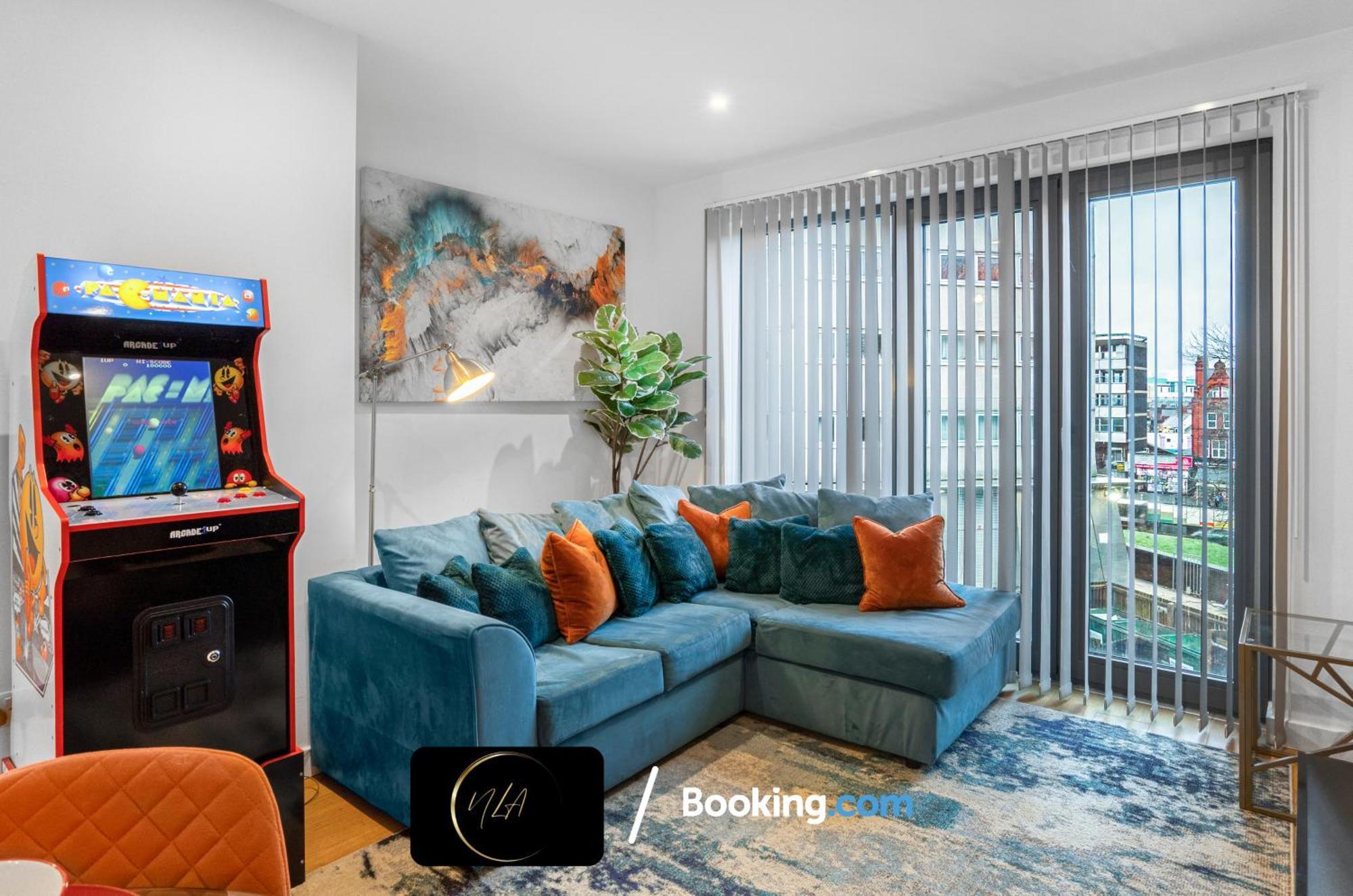 City Centre Apartment With Free Parking, 2 Bathrooms, Netflix And Wifi - Suitable For Contractors And Families - By Noor Luxury Accommodations Birmingham Extérieur photo