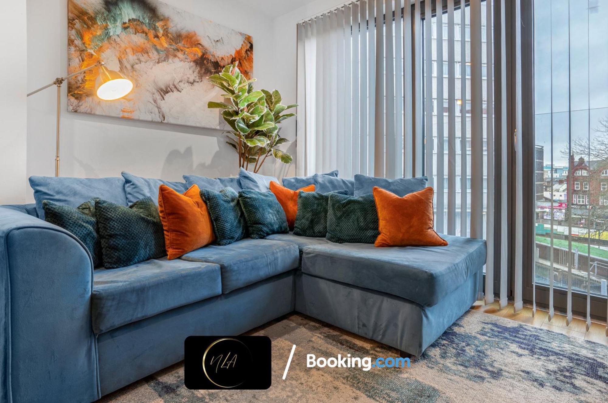 City Centre Apartment With Free Parking, 2 Bathrooms, Netflix And Wifi - Suitable For Contractors And Families - By Noor Luxury Accommodations Birmingham Extérieur photo