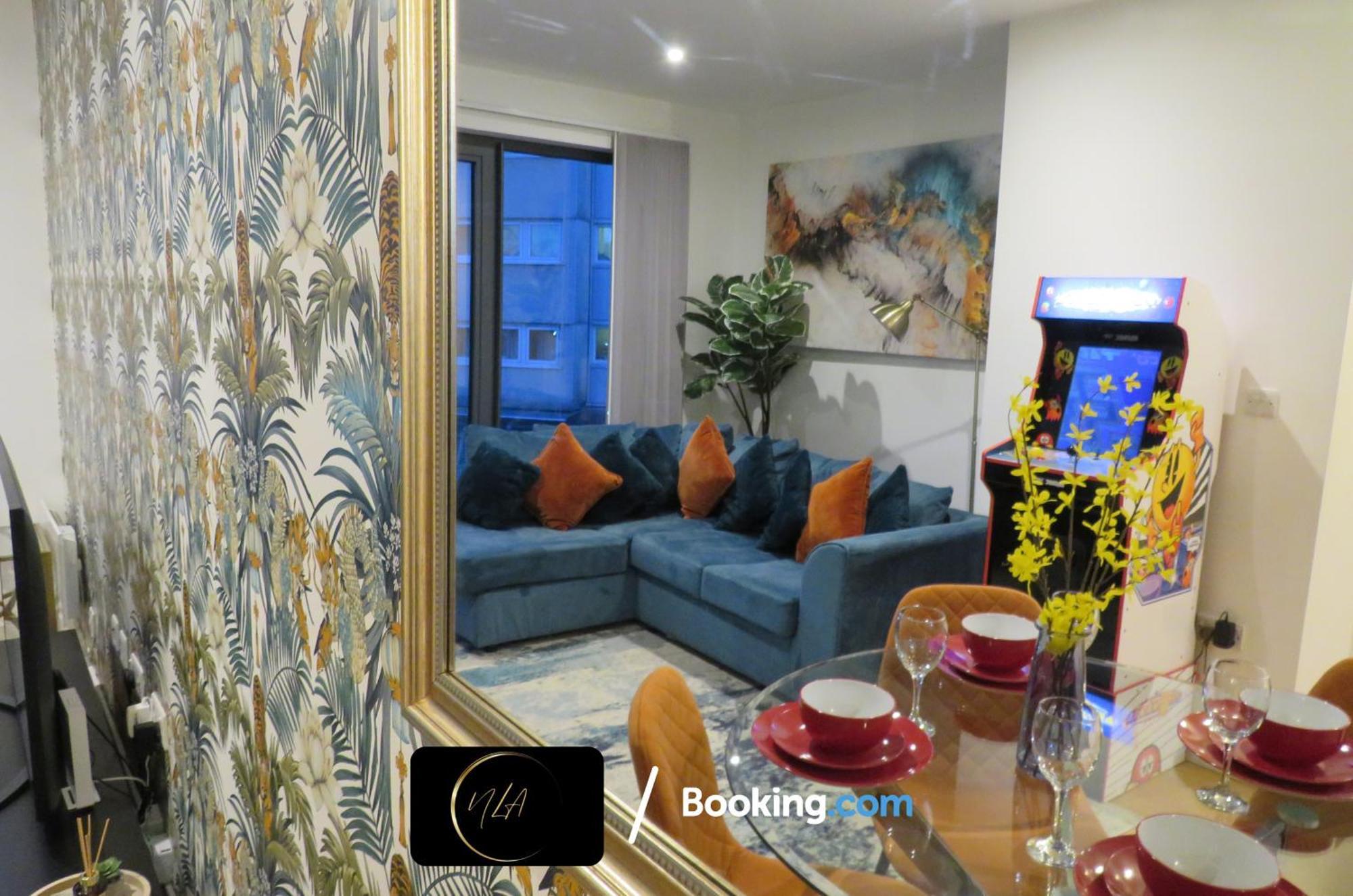 City Centre Apartment With Free Parking, 2 Bathrooms, Netflix And Wifi - Suitable For Contractors And Families - By Noor Luxury Accommodations Birmingham Extérieur photo