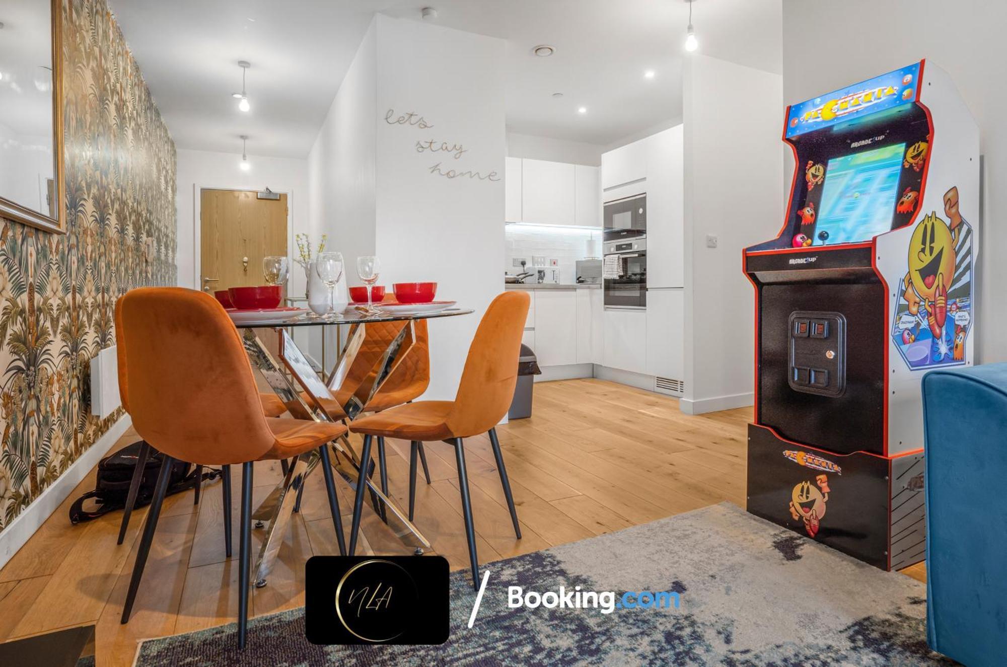 City Centre Apartment With Free Parking, 2 Bathrooms, Netflix And Wifi - Suitable For Contractors And Families - By Noor Luxury Accommodations Birmingham Extérieur photo